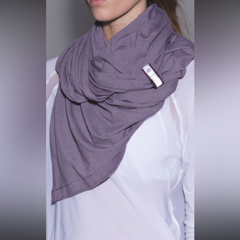 Lululemon scarf. Purple and white